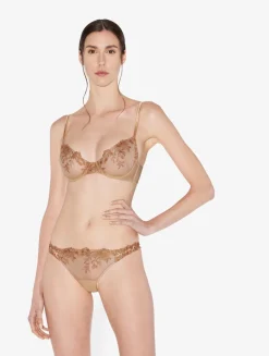 La Perla Braguita Brasileña En Lycra Con Tul Bordado Beige
