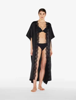 La Perla Braguita Brasileña En Lycra Negra Con Macramé