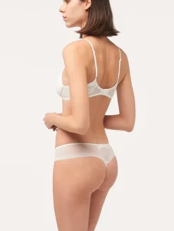 La Perla Tanga De Tul Blanquecino Bordado Transparente